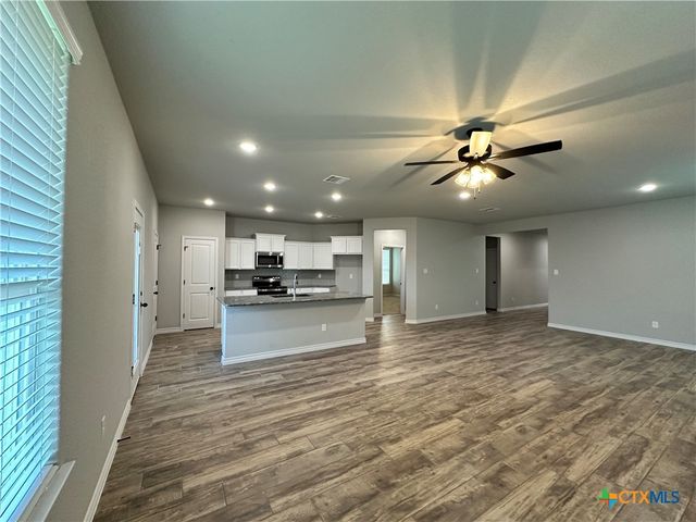 3102 Gryffindor Lane, Killeen, TX 76549