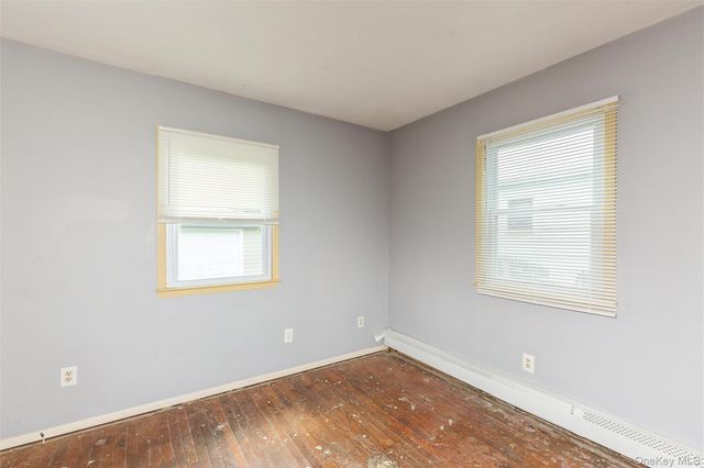 23 S Summit Avenue, Patchogue, NY 11772