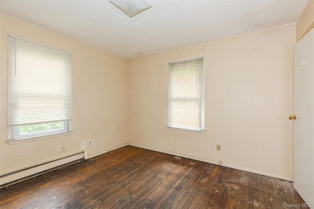 23 S Summit Avenue, Patchogue, NY 11772
