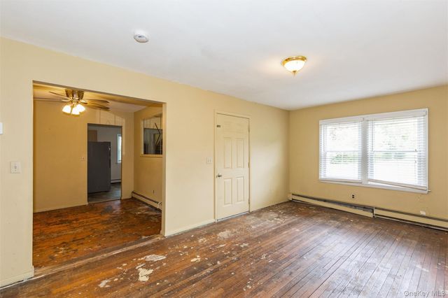 23 S Summit Avenue, Patchogue, NY 11772