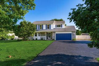 73 Jefferson Ridge Drive, Pataskala, OH 43062