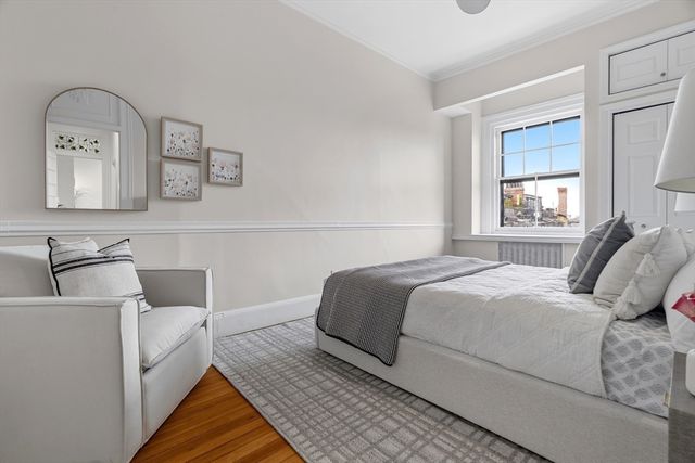 273 Commonwealth Ave 10, Boston, MA 02116