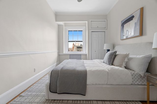 273 Commonwealth Ave 10, Boston, MA 02116