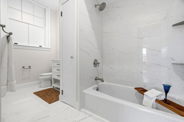 273 Commonwealth Ave 10, Boston, MA 02116