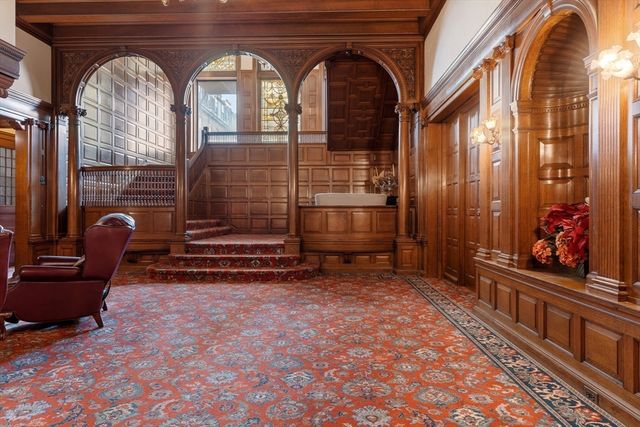 273 Commonwealth Ave 10, Boston, MA 02116