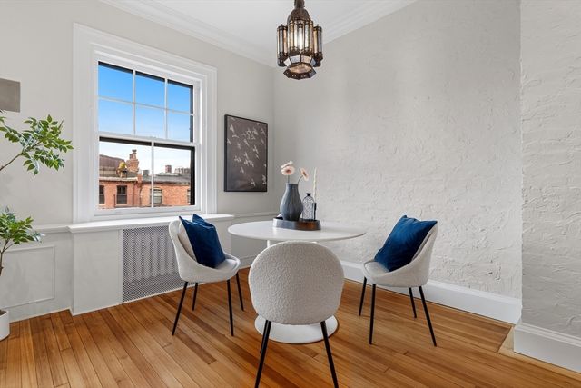 273 Commonwealth Ave 10, Boston, MA 02116