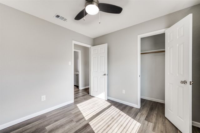 5304 Wild West Drive, Arlington, TX 76017