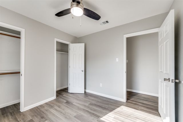 5304 Wild West Drive, Arlington, TX 76017