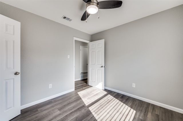 5304 Wild West Drive, Arlington, TX 76017