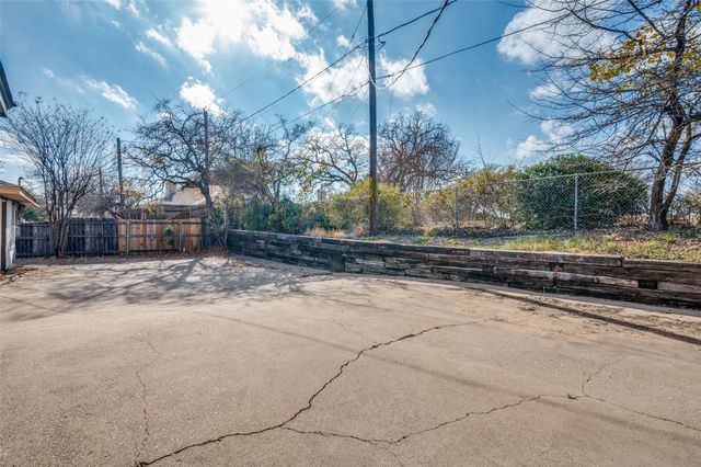 5304 Wild West Drive, Arlington, TX 76017