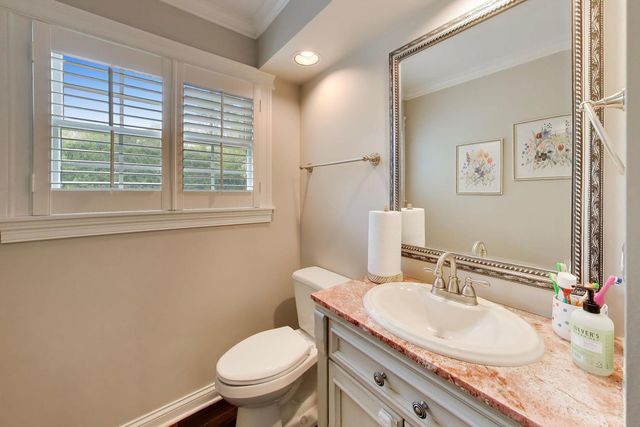 944 Western Avenue, Northbrook, IL 60062