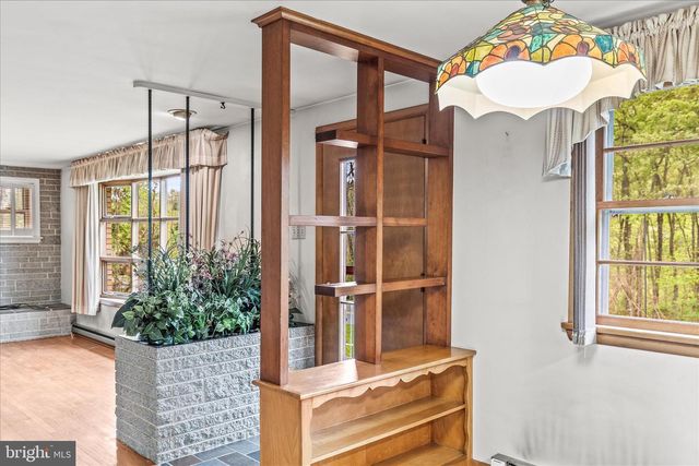 5258 GRAND VALLEY RD, Westminster, MD 21158