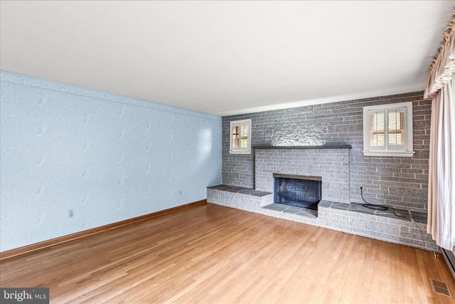 5258 GRAND VALLEY RD, Westminster, MD 21158