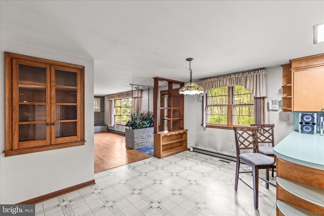 5258 GRAND VALLEY RD, Westminster, MD 21158
