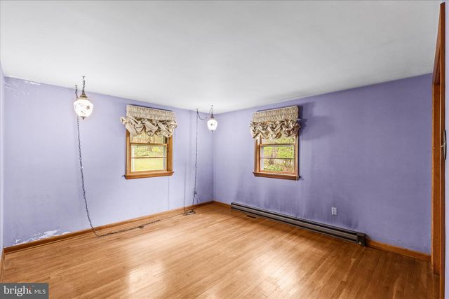 5258 GRAND VALLEY RD, Westminster, MD 21158