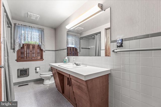 5258 GRAND VALLEY RD, Westminster, MD 21158