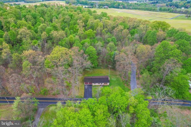 5258 GRAND VALLEY RD, Westminster, MD 21158