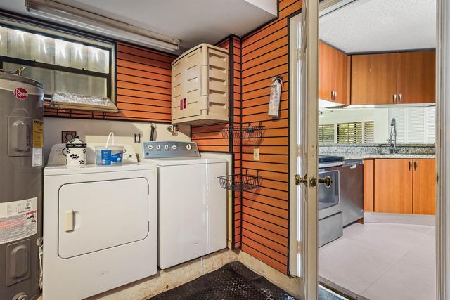 14 Vía De Casas Sur 103, Boynton Beach, FL 33426