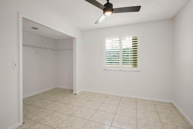 14 Vía De Casas Sur 103, Boynton Beach, FL 33426