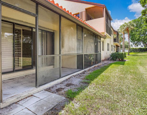 14 Vía De Casas Sur 103, Boynton Beach, FL 33426