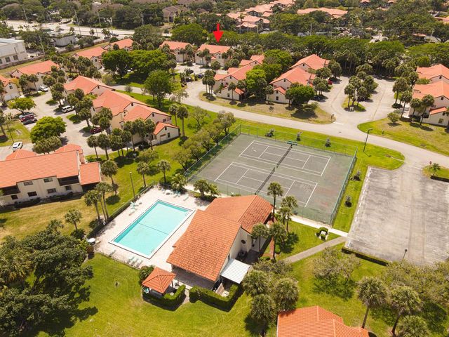 14 Vía De Casas Sur 103, Boynton Beach, FL 33426