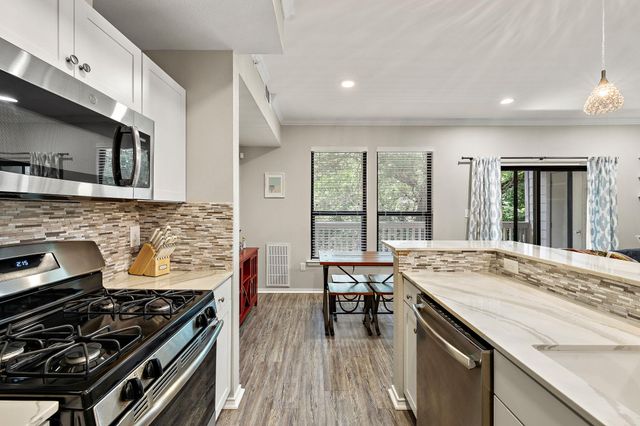 3839 Dry Creek DR 106, Austin, TX 78731