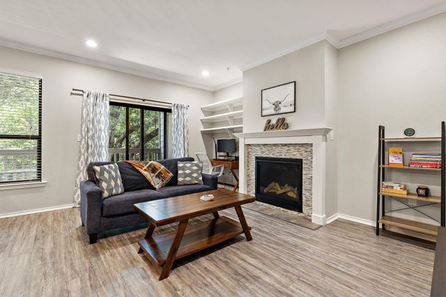3839 Dry Creek DR 106, Austin, TX 78731