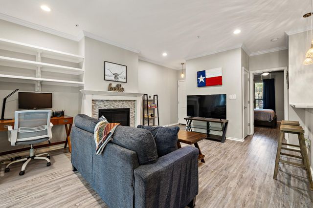 3839 Dry Creek DR 106, Austin, TX 78731