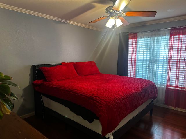 108 Spruce St, Jacksonville, AR 72076