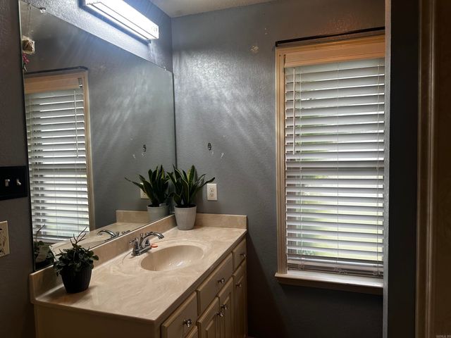 108 Spruce St, Jacksonville, AR 72076