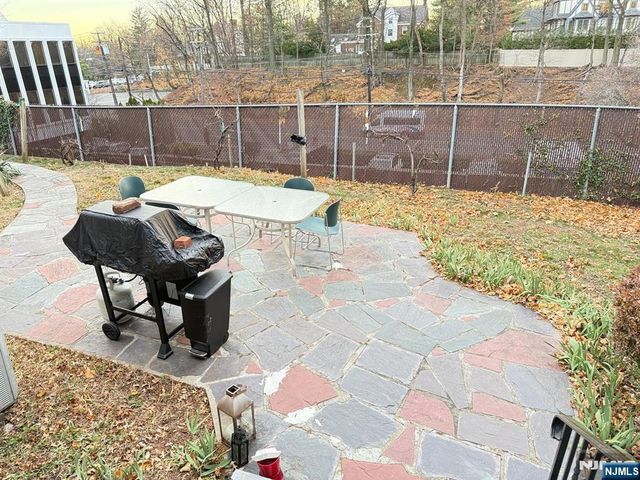 272 Frances Street 2, Teaneck, NJ 07666