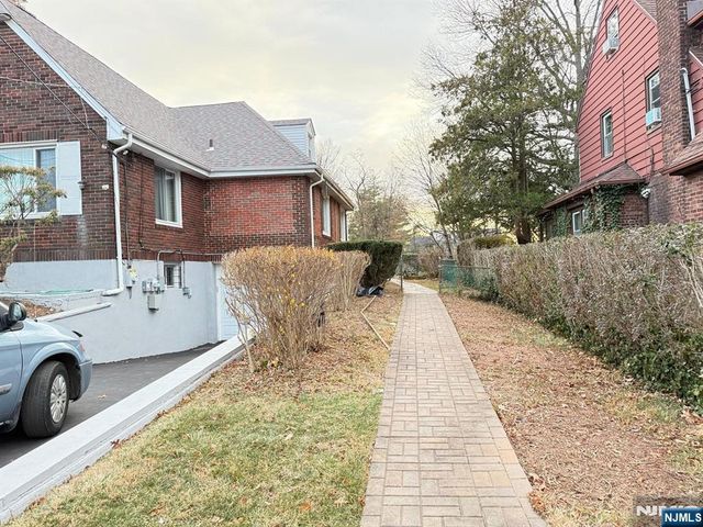 272 Frances Street 2, Teaneck, NJ 07666