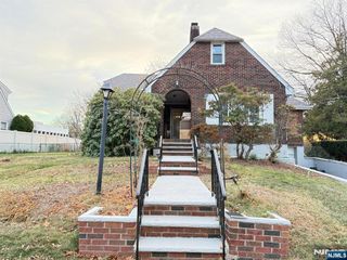 272 Frances Street 2, Teaneck, NJ 07666