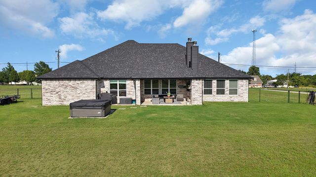 259 Durning Road, Van Alstyne, TX 75495