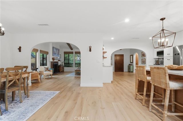 22616 Town Crier, Calabasas, CA 91302