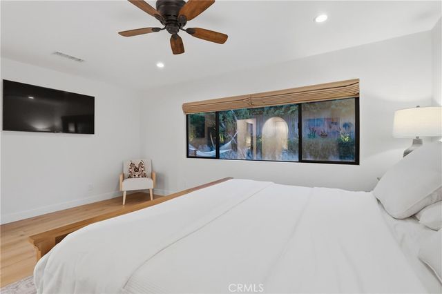 22616 Town Crier, Calabasas, CA 91302