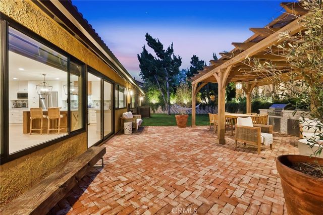 22616 Town Crier, Calabasas, CA 91302