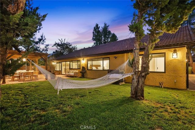 22616 Town Crier, Calabasas, CA 91302