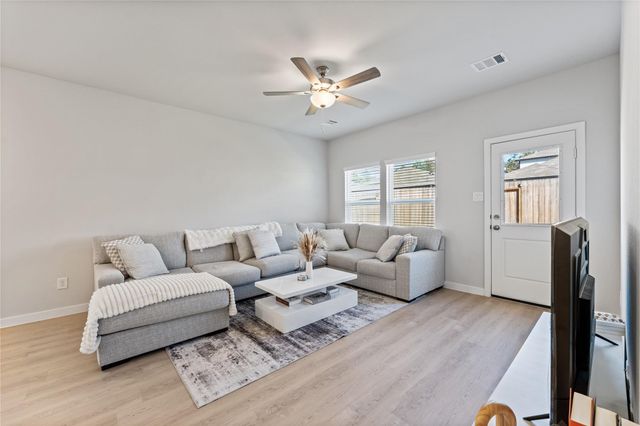 16215 Globetrotter Court, Porter, TX 77365