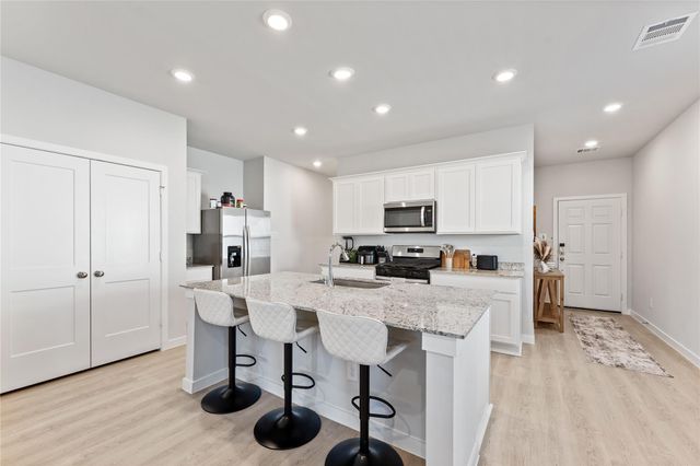 16215 Globetrotter Court, Porter, TX 77365