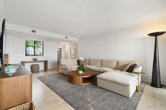 2570 NW Seagrass Drive 3a, Palm City, FL 34990