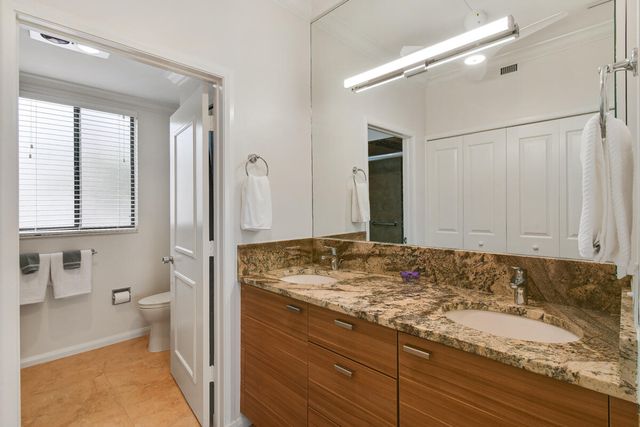 2570 NW Seagrass Drive 3a, Palm City, FL 34990
