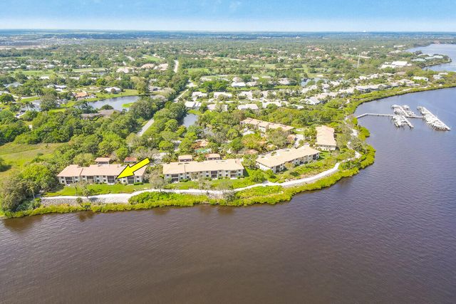 2570 NW Seagrass Drive 3a, Palm City, FL 34990