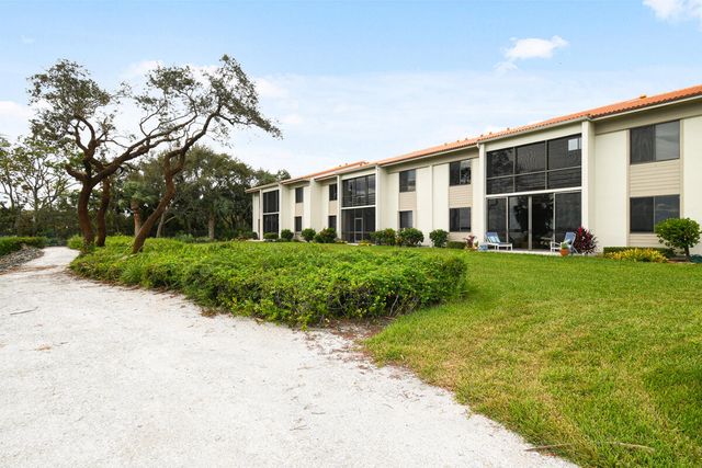 2570 NW Seagrass Drive 3a, Palm City, FL 34990
