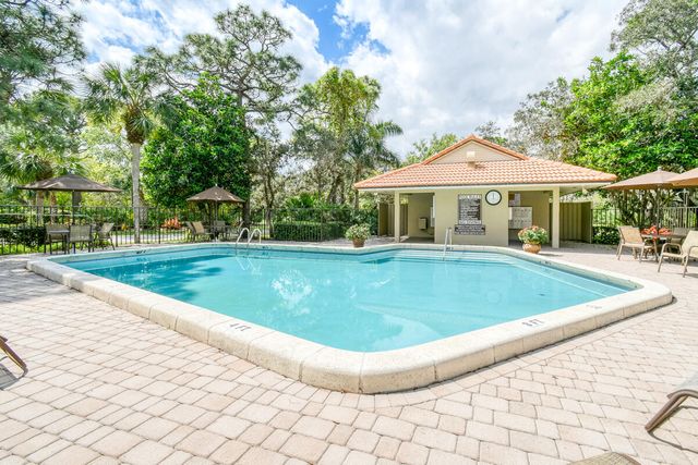 2570 NW Seagrass Drive 3a, Palm City, FL 34990