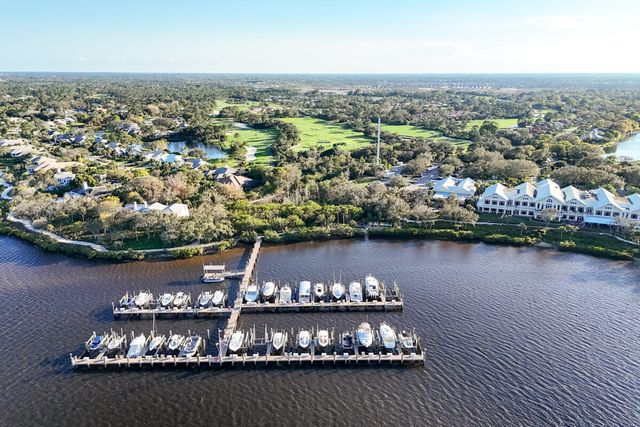 2570 NW Seagrass Drive 3a, Palm City, FL 34990