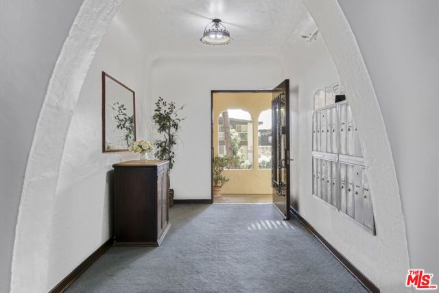 7063 Lanewood Avenue, Los Angeles, CA 90028