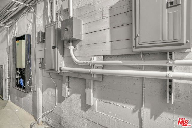 7063 Lanewood Avenue, Los Angeles, CA 90028