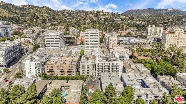 7063 Lanewood Avenue, Los Angeles, CA 90028