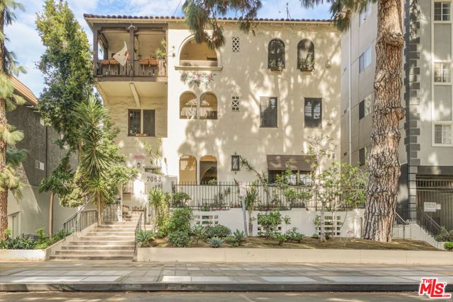 7063 Lanewood Avenue, Los Angeles, CA 90028